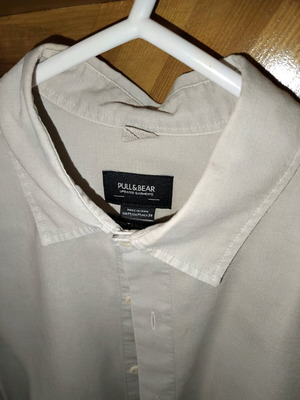 Pull & Bear shirt used, size M, white and gray