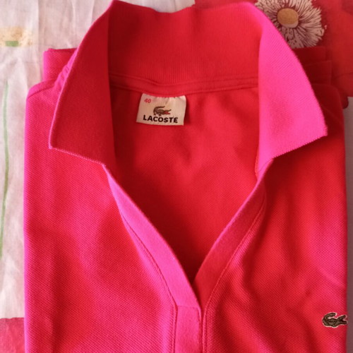 Lacoste sleeveless vintage shirt with collar and V-neck, red