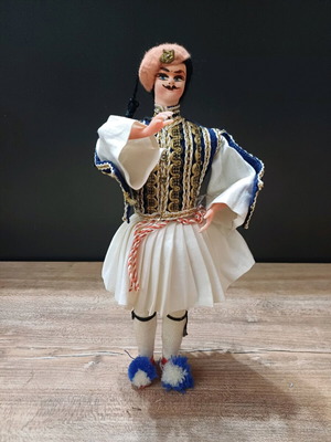 Κούκλες Εύζωνα μεταχειρισμένες, τουριστικό σουβενίρ, σετ 2 τεμαχίων