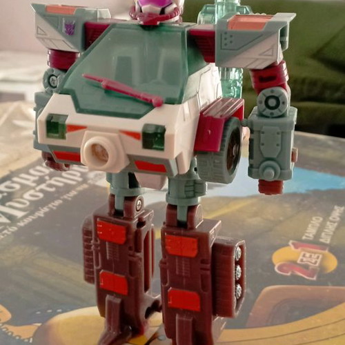 Tranformers G1 used, very good condition, missing one cannon
