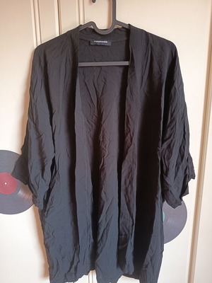 Noobass women's wide short-sleeve cardigan black like new