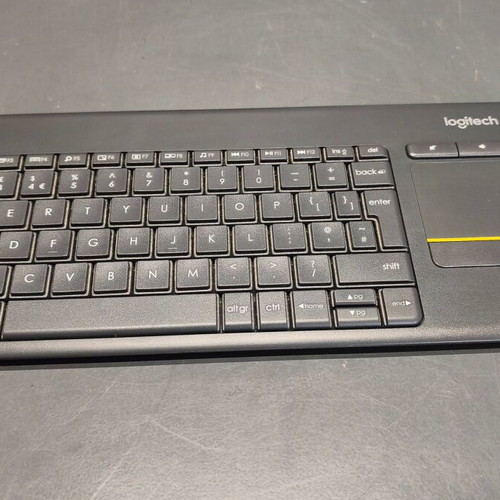 Logitech K400+ Wireless Keyboard like new