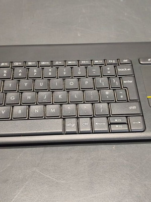 Logitech K400+ Wireless Keyboard like new