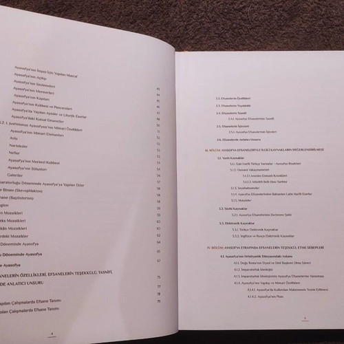 Ayasofya Efsaneleri book like new, Turkish language
