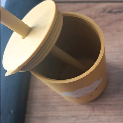 Cloud Learning Cup with Silicone Straw like new
