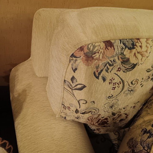 Three-seater sofa 200x90x90 cm like new