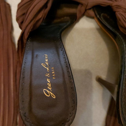 Sandals used with fabric brown, size 39