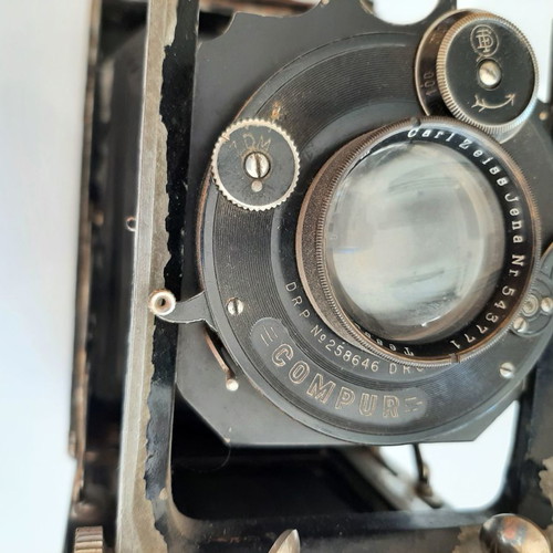Certo Compur DRP camera used, f=13.5 cm 1:4.5