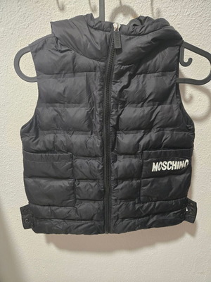 Sleeveless kids jacket like new, size 110