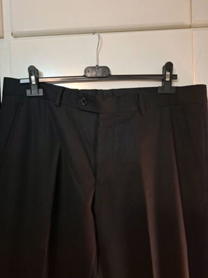 Black men's suit pants like new, size L