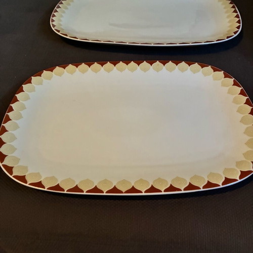 IONIA porcelain serving platters, 2 pieces like new