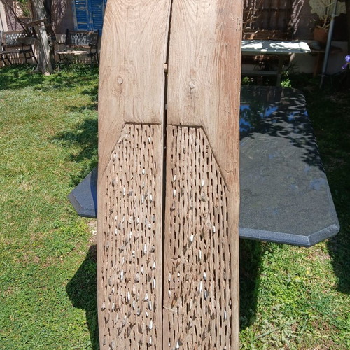 Wooden harrow used with stone teeth