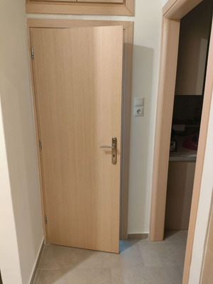 Door with frame new, left opening