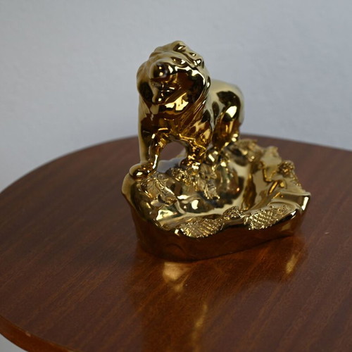 Gold Ceramic Lion Decorative Figurine like new, 16 cm