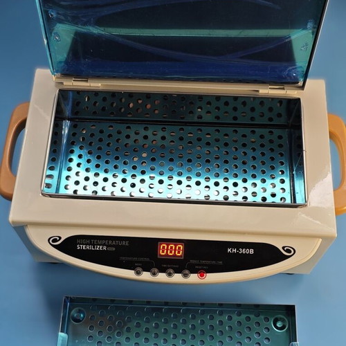 UV Sterilizer for Instruments new, max temperature 250°C