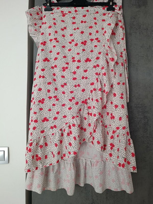 Floral skirt and top set, asymmetric skirt, elastic waist, size S/M