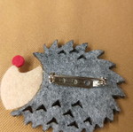 Hedgehog pin gray