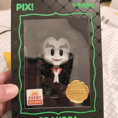 Thrilljoy Pix! Chase Edition The Munsters Grandpa new