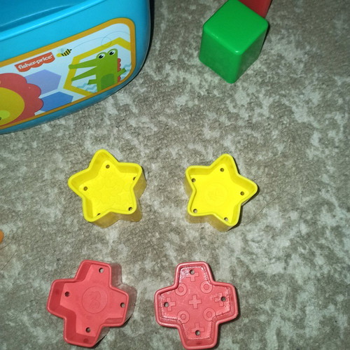 Fisher Price educational shape sorter box like new