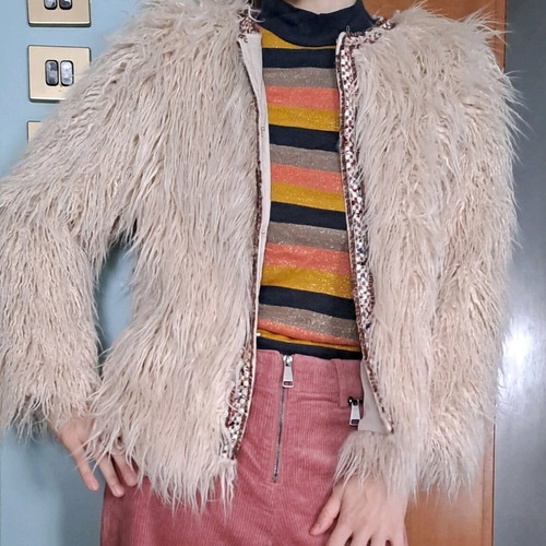 Zara Basic Shaggy Faux Fur Jacket like new, beige