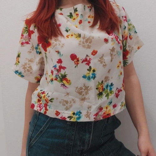 Floral crop top DeFacto like new, blue and red, sizes S/M