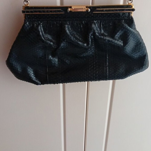 Leather snake bag like new, shoulder, black