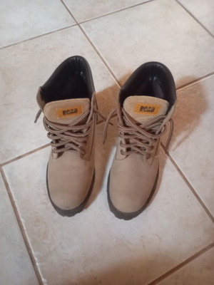 Roadsign hiking ankle boots size 40 beige new