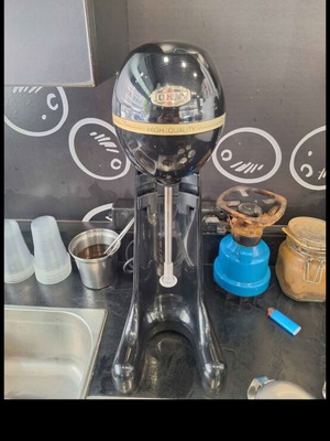 Jonhy professional frappé makers like new, set of 2
