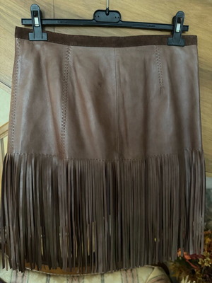 Escada leather skirt new, size 36, brown with fringes