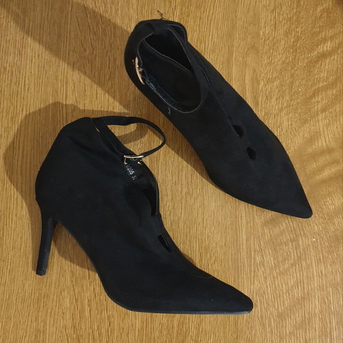 La Bottine Souriante black suede pumps new size 37