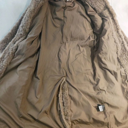 Μπουκλέ παλτό H&M μακρύ, καινούργιο, με ζώνη και μεγάλες τσέπες μπεζ