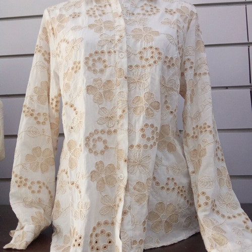 Yookie women's beige lace guipure shirt new