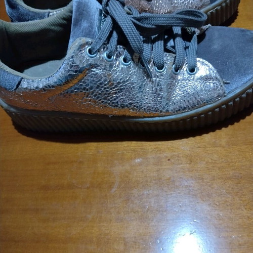 Guess athletic shoes used, size 37, gray brown