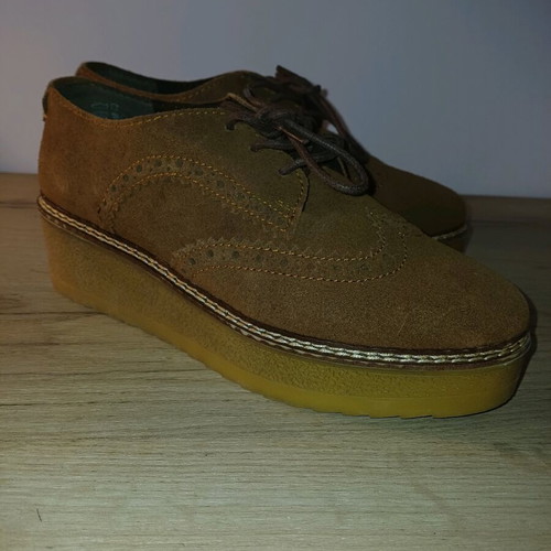 Marco Tozzi women's suede Oxford shoes like new, size 37