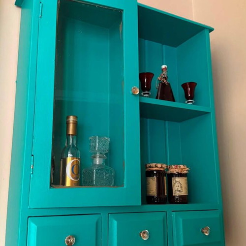 Wall cabinet used