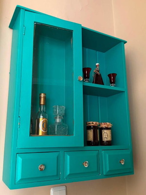 Wall cabinet used