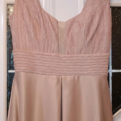 Long formal dress, sapio milo color, fits small-medium