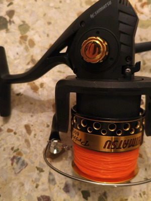 Shimatsu fishing reel like new for rod