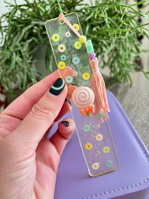 Handmade bookmark with lollipop design and tassel, new