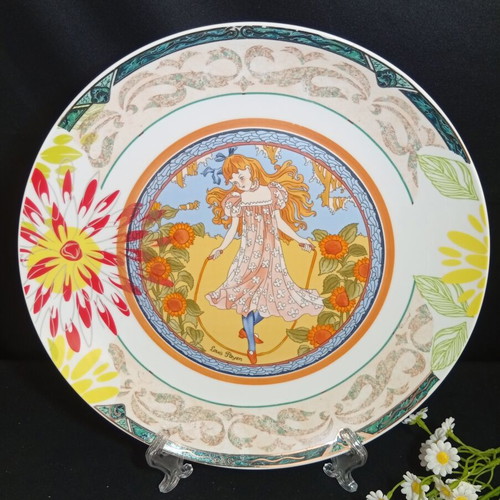 Limoges France collectible porcelain plate 22k gold Louis Icart design 30cm