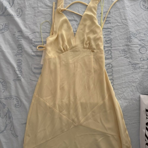 Enzzo yellow dress, new