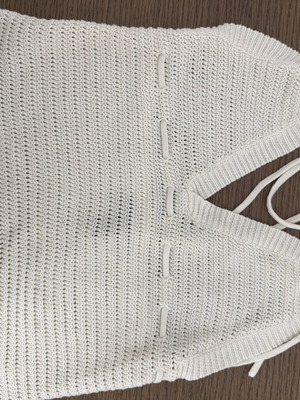 Off White Knitted Blouse like new, size Small