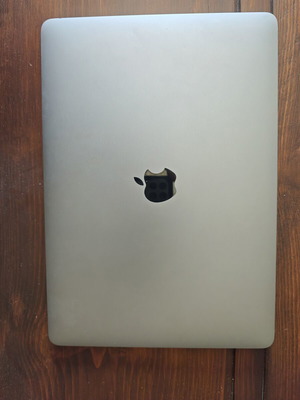 Apple MacBook Air 13.3" 2020 M1 laptop