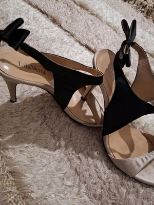 Satin sandals used, size 40, black and champagne with bow