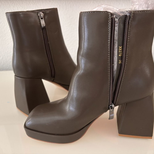 Women's ankle boots new, size 38, olive green with heel