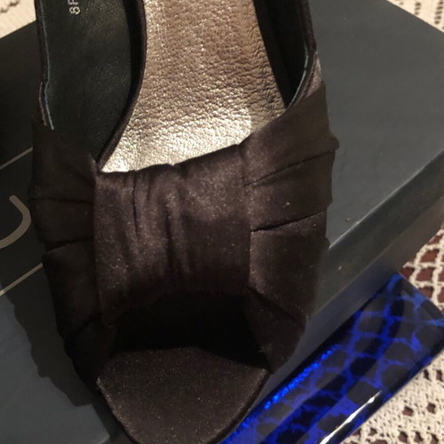 NUEVE satin pumps like new, size 37, black