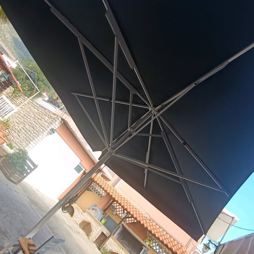 Professional heavy-duty umbrella like new, 4x5 black with base