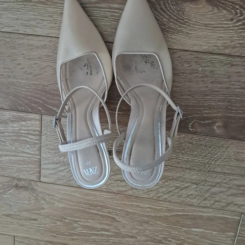 Zara beige pumps like new, size 39