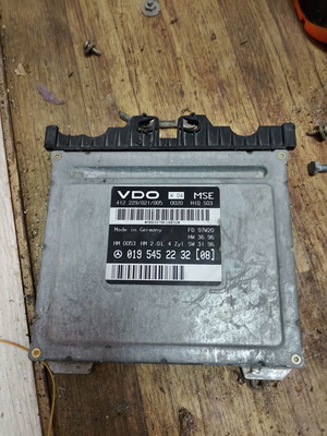 Mercedes CLK200 W208 ECU computer used 1998