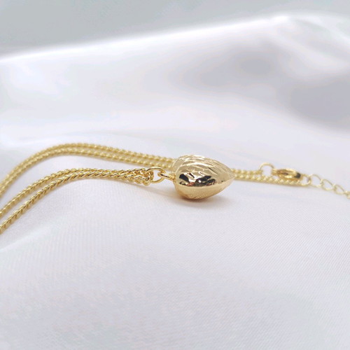 Necklace with embossed heart 18K gold plated new